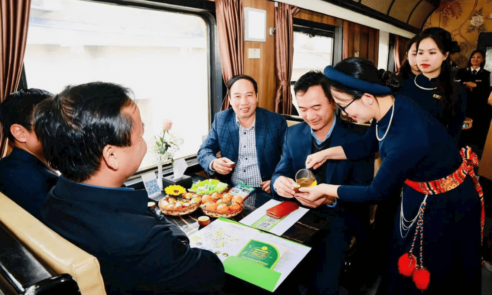 giới thiệu trà Thái Nguyên ngon đến khách hàng